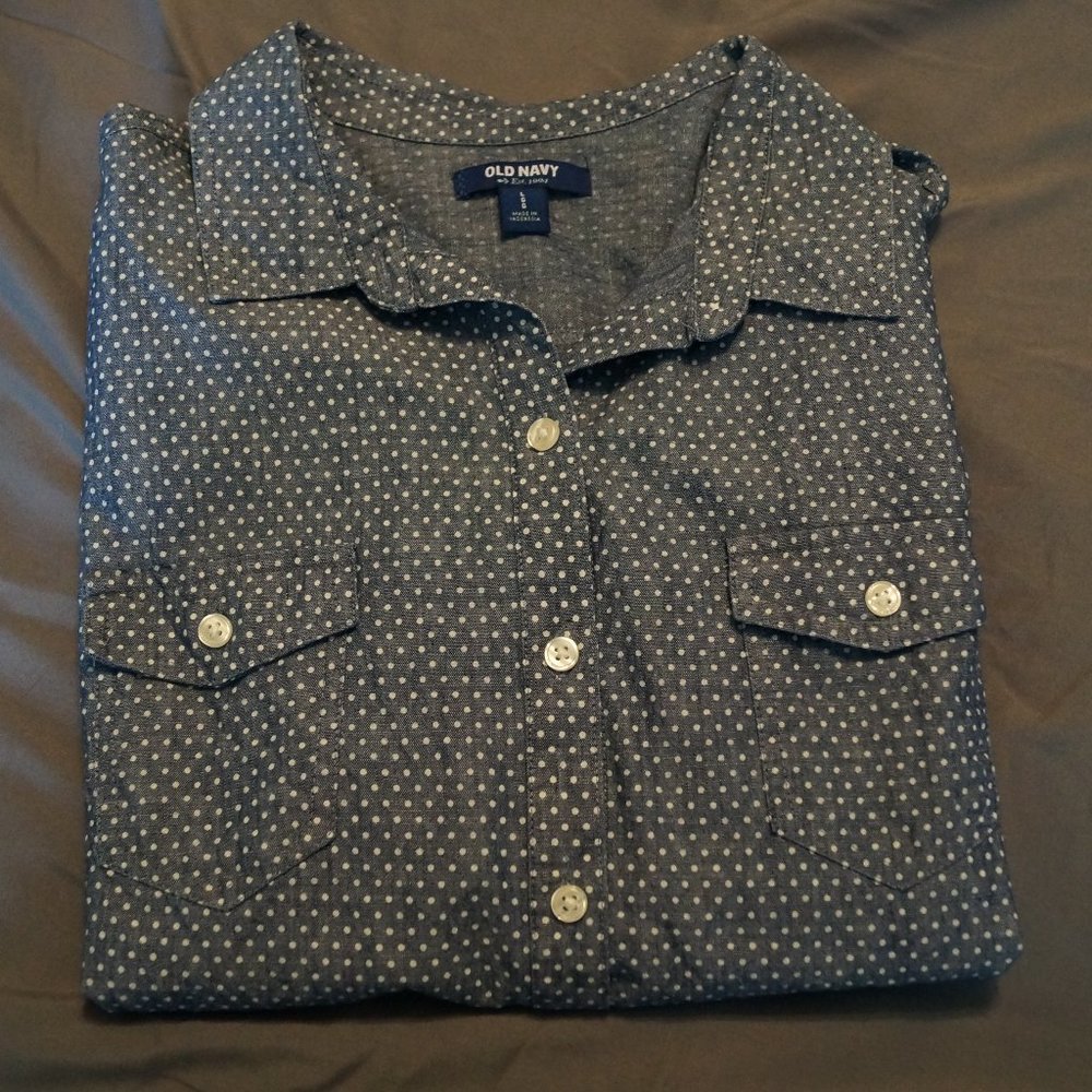Old Navy Demin Button Up